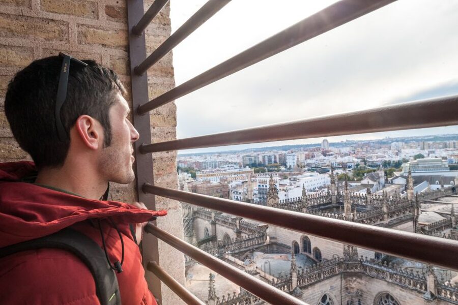 Seville: Cathedral Guided Tour with Optional Alcázar - Meeting up and making sense of the 75 minutes to 3 hours