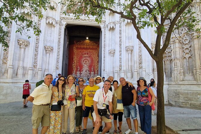 Seville: Cathedral Guided Tour with Priority Access - Priority entry plus a guide who keeps the flow moving