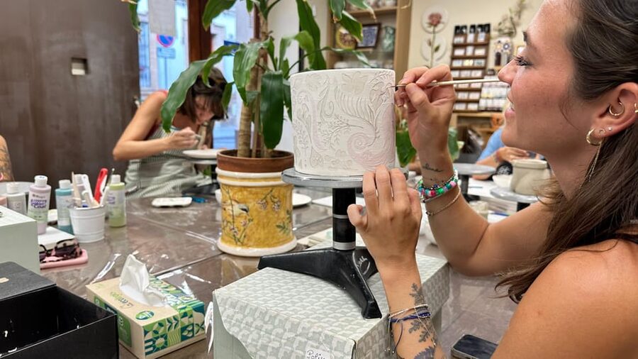 Seville: Ceramic painting workshop - Ceramic Painting in Seville: Key Things You’ll Notice Fast