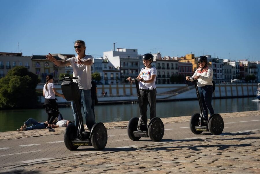 Seville City Tour: 2-Hour Monumental Segway Tour - River-side Seville: Torre del Oro, Paseo de Cristóbal Colón, Isabel II