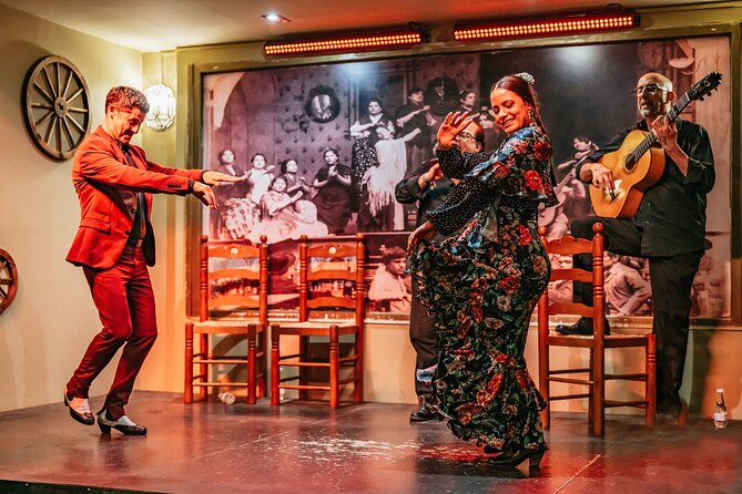Seville:Exclusive FlamencoShow with Drink, VIP, or Dinner Options - Flamenco style here: old-café energy, not staged spectacle