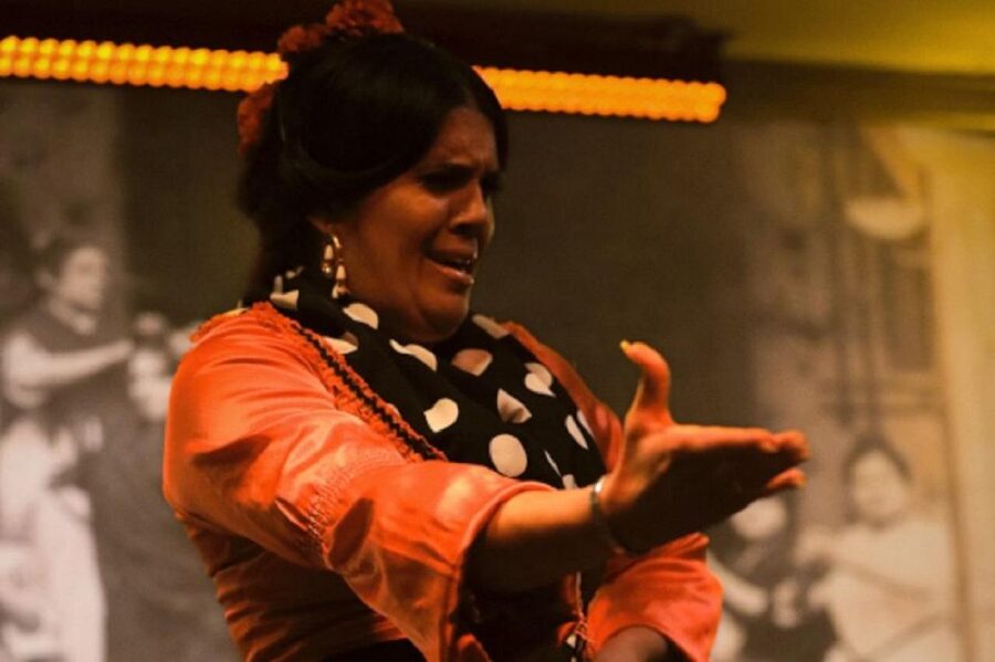 Seville: Flamenco Show at Tablao La Cantaora - Getting there and timing your night in Seville