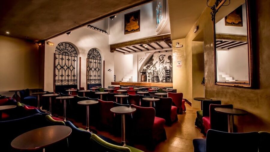 Seville: Flamenco Show at Tablao Los Gallos - Tablao Los Gallos in Seville, the vibe you’re buying