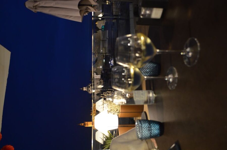 Seville: Flamenco Show & Roof Dinner with Cathedral Views - What the performance feels like: guitar, heels, and full flamenco flavors