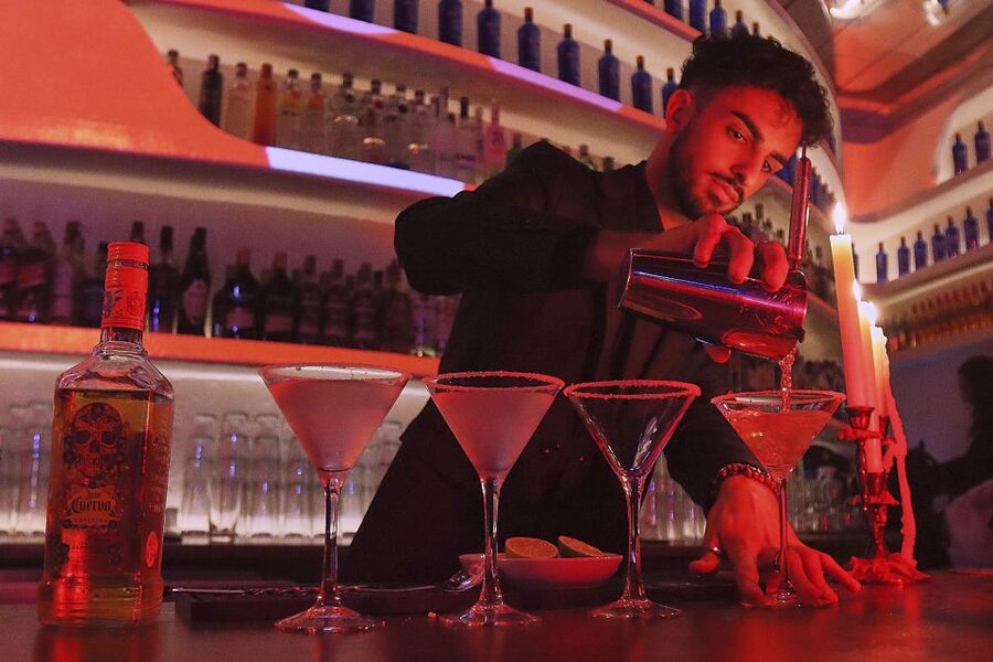 Seville: Flamenco Show Ticket at Tablao Flamenco Las Setas - How to plan your timing in the Las Setas area