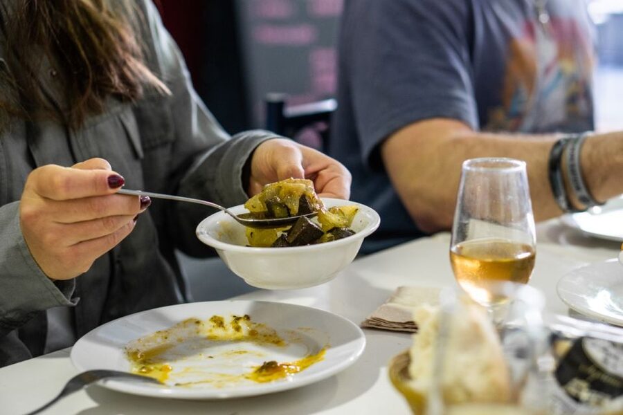 Seville: Flavors of Andalucía Guided Food Tour with Tastings - The 2.5-hour flow: how you’ll experience Seville through food