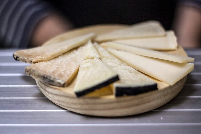 Seville Food Tour: Vermut, Churros & 10+ Tasty Local Dishes - What you actually eat and drink: 10+ dishes you can use as ordering ideas