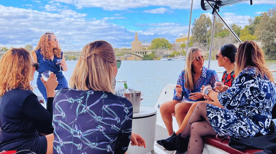 Seville: Guadalquivir River Boat Tour - Stop-by-stop along the Guadalquivir, from bridges to big photo moments