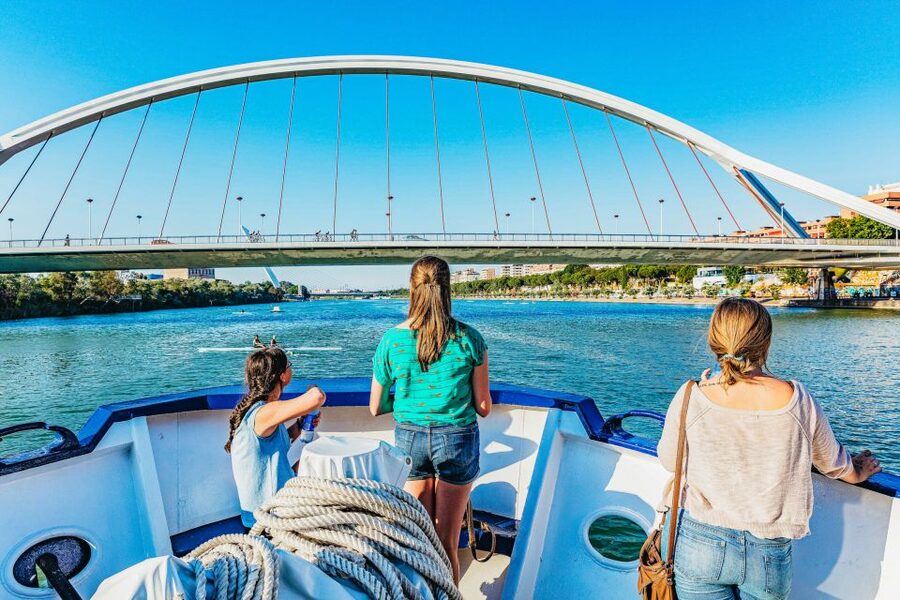 Seville: Guadalquivir River Cruise - Price and value: what $21 buys you (and what it does not)