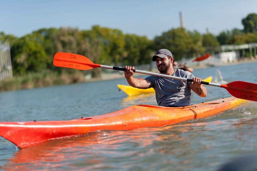 Seville:Guadalquivir River Kayak Tour - Paddle past Torre del Oro and the Triana sights