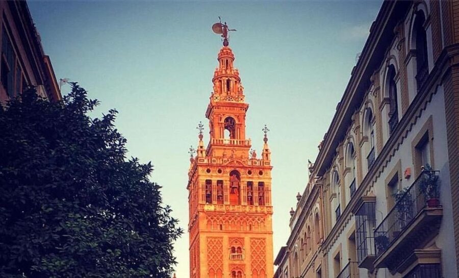 Seville: Guided Tour of Cathedral of Seville & Giralda Tower - Key Highlights at a Glance