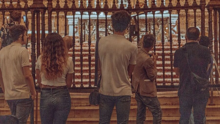 Seville: Guided Tour of Cathedral of Seville & Giralda Tower - Stained Glass and Chapels: What the Guide Turns Into Stories