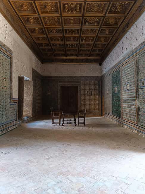 Seville: Guided visit of the Casa de Pilatos with entrance tickets - Price and Value in Seville, Is $28 a Good Deal?