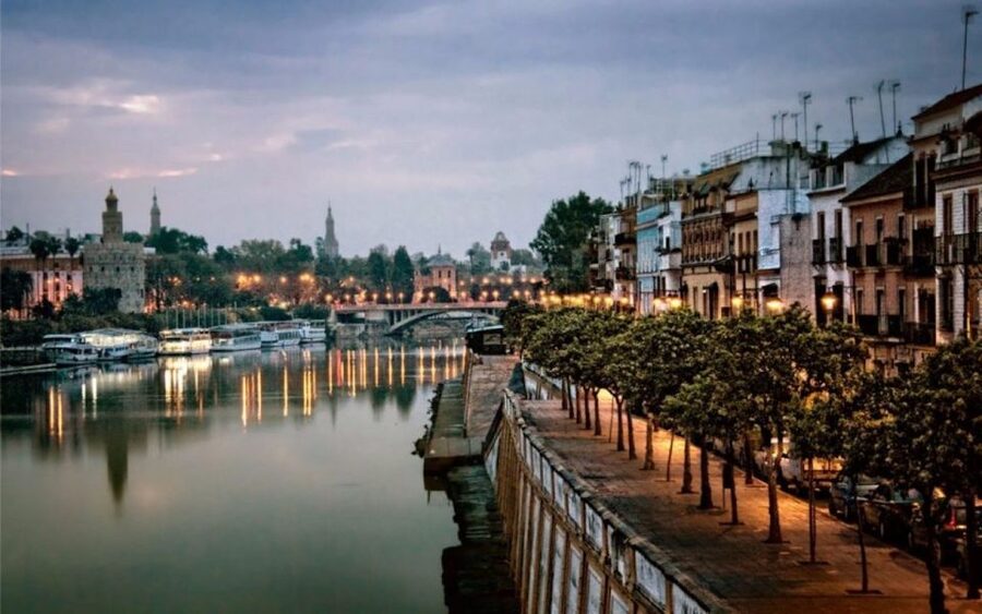 Seville: Half-Day Flamenco & Tapas Night - Why this Seville night is worth your time