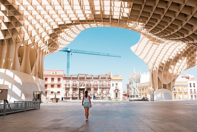 Seville Half-Day Walking Tour - Parque de Maria Luisa and Torre del Oro: Finish With Open Space and River Air