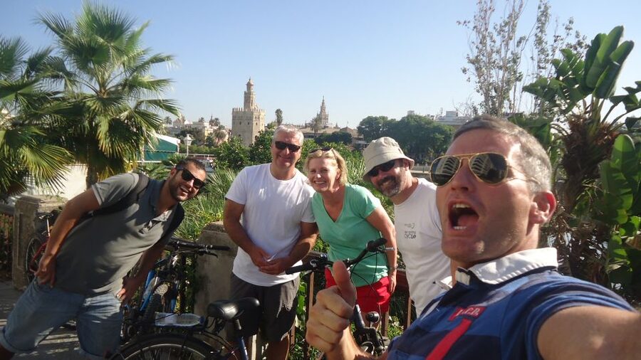 Seville: Highlights City Bike Tour - Triana: Tiles, Pottery, and Flamenco Culture in Real Context