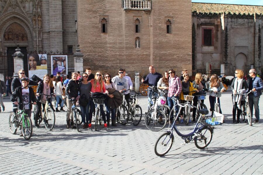 Seville: Historic Center Bike Tour - A guided timeline from Tartessians to the 1868 riots