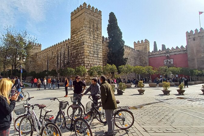 Seville In Season- City Highlight Tour - San Telmo Palace, Real Alcázar, and Plaza de Cabildo Quick Hits