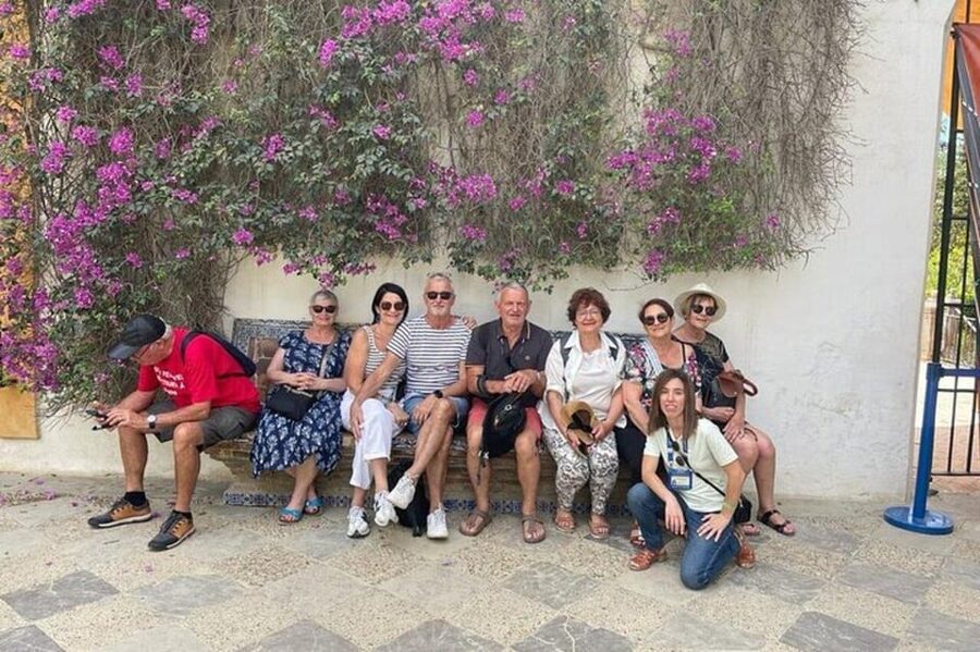 Seville : Jewish Quarter & Santa Cruz Walking Tour - Plaza de Santa Cruz and Los Refinadores, spotting the Sephardic traces