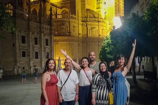 Seville Obscure - Walking comfort and tips for a 9:00 pm story tour