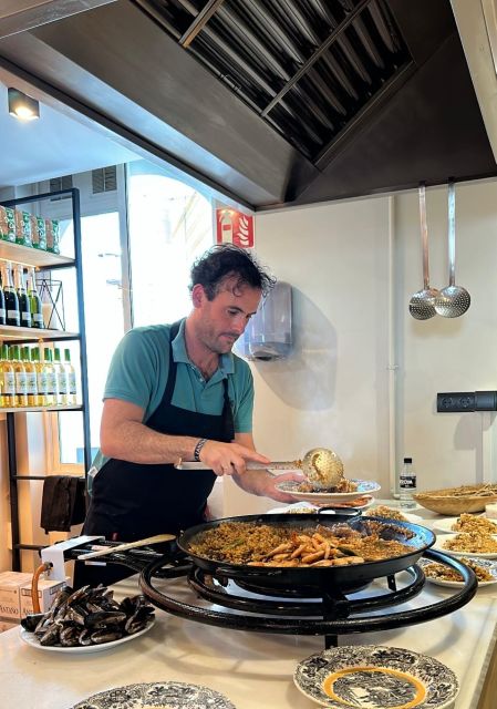Seville: Paella-Cooking Experience with Sangria & Full Meal - What you actually do during the cooking presentation (and what you won’t)