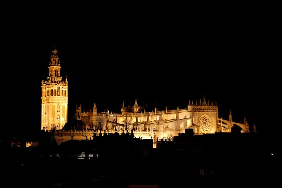 Seville: Paranormal Walking Tour in Spanish - What the psychophonies and audiovisual material actually add