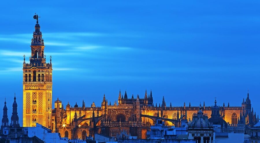 Seville: Priority Access Cathedral & Giralda Tour - Why Priority Access Changes Your Cathedral Experience