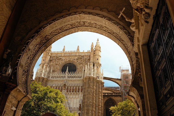 Seville Private City Kickstart Tour - Plaza de Espana: the easiest first photo and the best first lesson