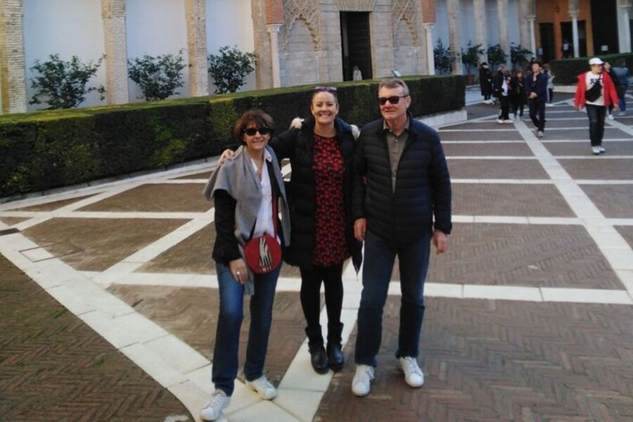 Seville: Private custom tour with a local guide - Hotel Pickup, Meeting Points, and the Start of Your Day