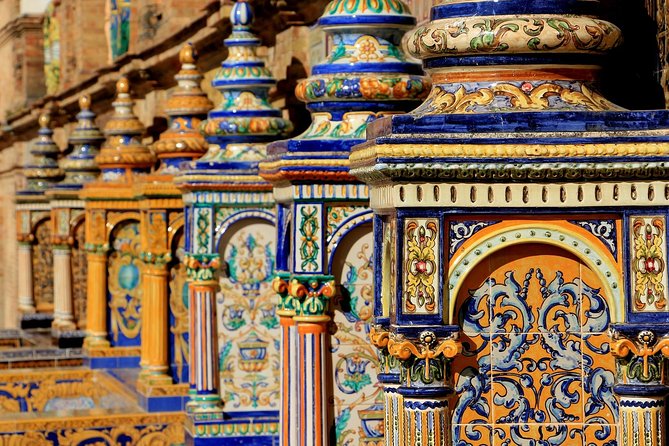 Seville Private Tour to Jewish Quarter and Plaza de Espana - Meeting at Plaza del Triunfo, then heading straight into the old center