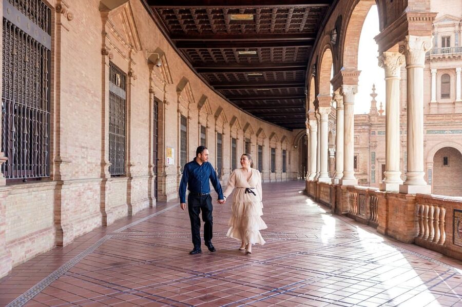 Seville: Professional Photoshoot at Plaza de España - Price and value: is $90 per group actually a smart deal?