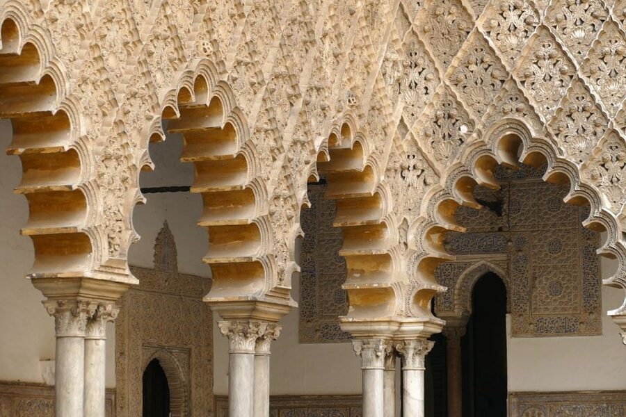 Seville: Real Alcazar of Seville Guided Tour and Ticket - Gardens around the palace: a breather with meaning