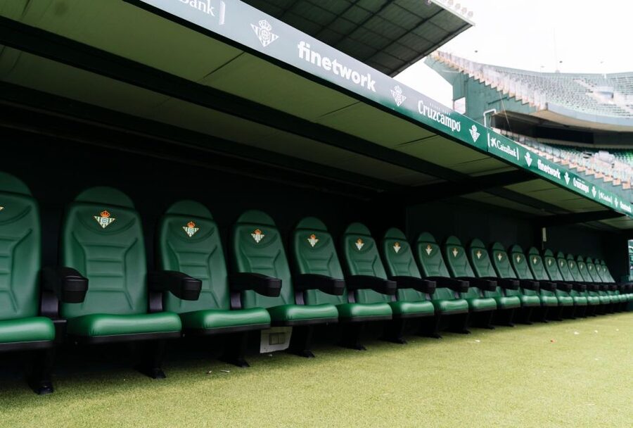Seville: Real Betis Tour at the La Cartuja Stadium - Presidential Box: why the best view is also a power view