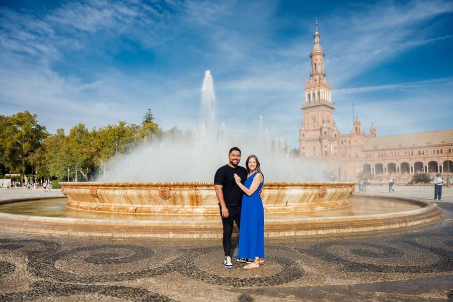 Seville: Romantic photoshoot for Couples - Your photos arrive in 48 hours, and what you actually get