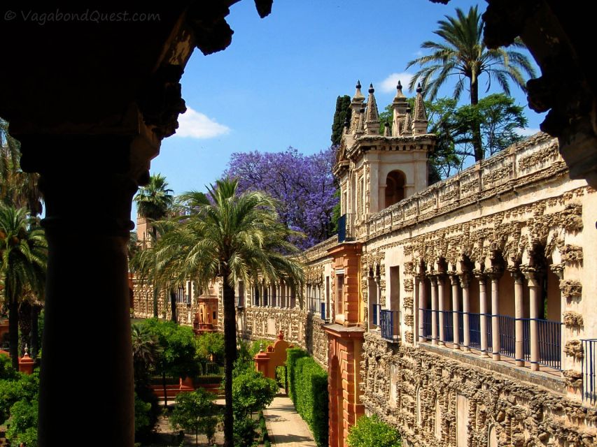 Seville Royal Palace and Game of Thrones Tour - Entering the Alcázar, where Westeros starts in Seville