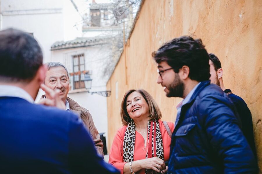Seville: Small-Group Jewish Quarter Discovery Walking Tour - Plaza de Doña Elvira and Callejón del Agua, Where Stories Get Specific
