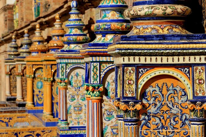 Seville Small-Group Monumental Highlights Walking Tour - Stop 6: The 1700s Tobacco factory and industrial architecture