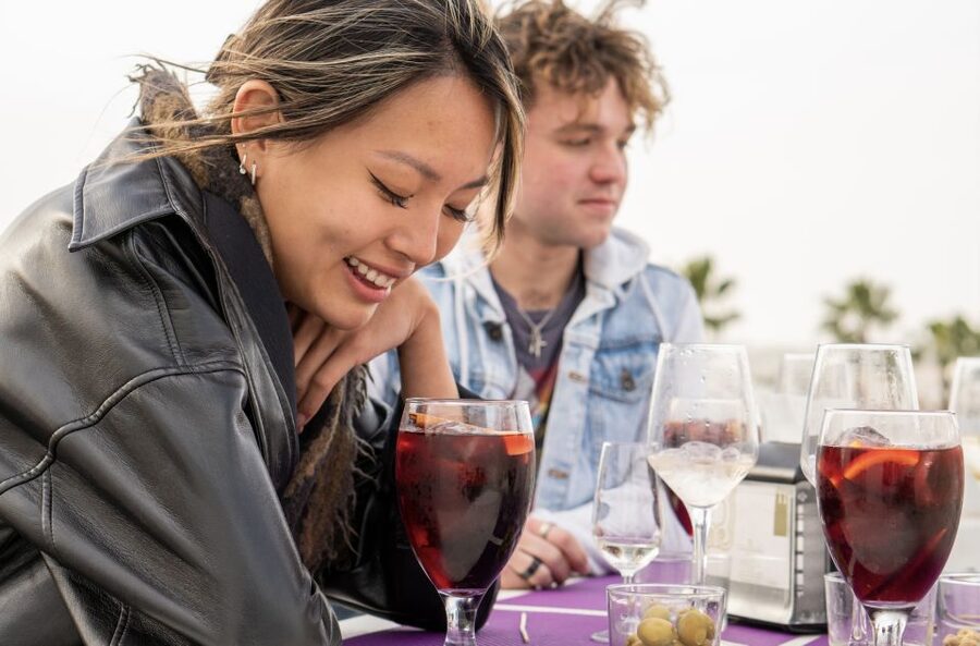 Seville: Tapas and Sangria Tasting - Practical advice so you get the most from the 1.5 to 2 hours