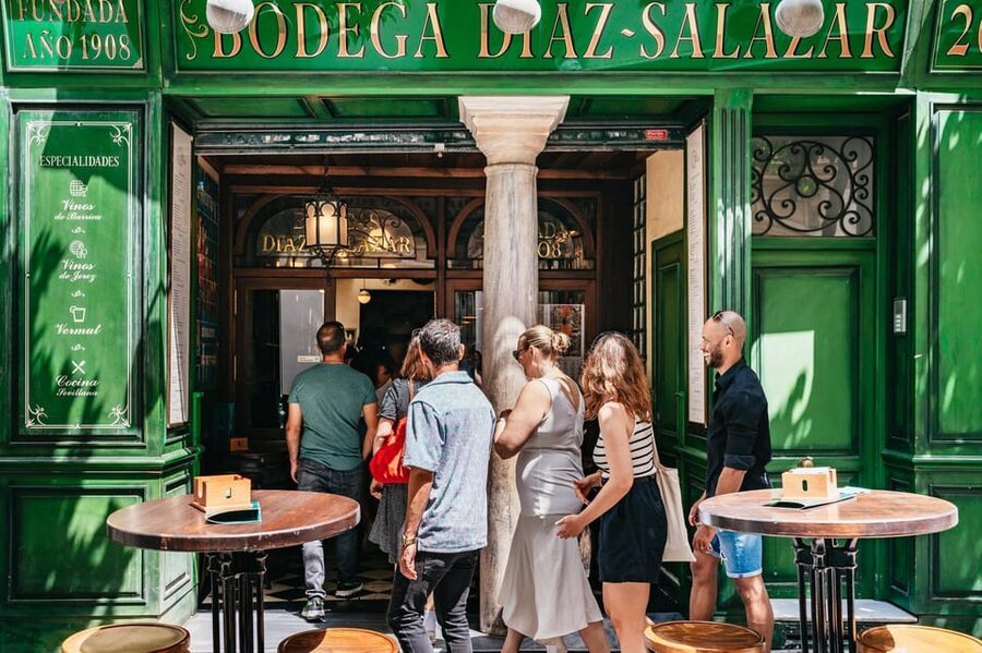 Seville: Tapas, Taverns and History Guided Walking Tour - How you learn to order tapas like a local