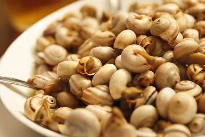 Seville: Triana Market Tapas Tour - Starting at Plaza del Altozano: a smart base in Triana