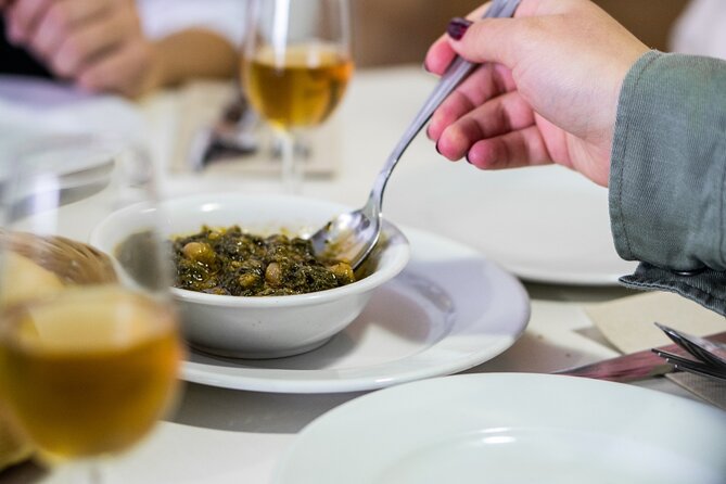 Seville: Triana Market Tapas Tour - The Triana tapas angle: local bars, local rhythm