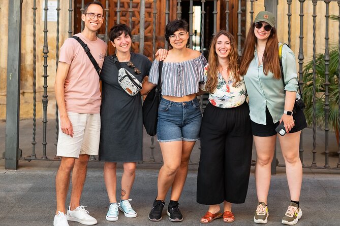 Seville Vegan Tapas Food and Market Walking Tour - Why this vegan tapas walk works in Seville