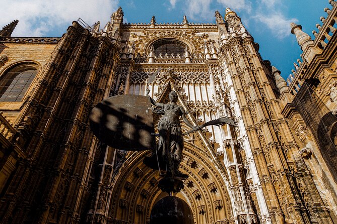 Skip the Line Seville Alcázar, Cathedral & Giralda Guided Tour - Giralda Tower ramps: the climb that ends in big views