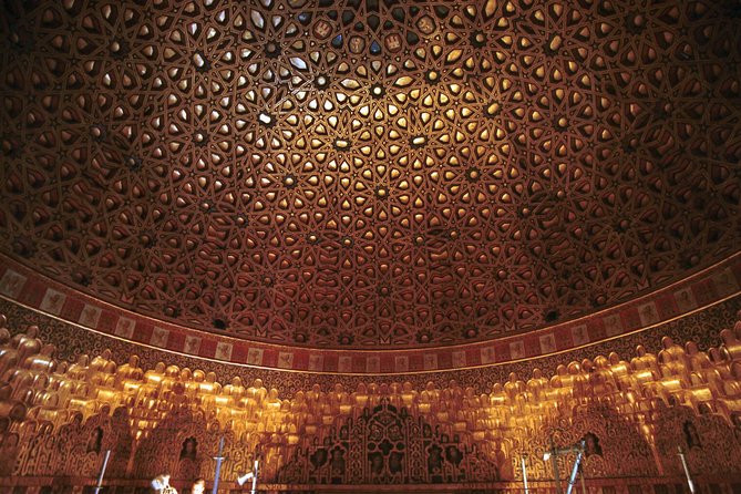 Small-Group Alcazar of Seville Guided Tour with entry ticket - Mudéjar Palace built in the 1300s: Moorish style meets Christian atmosphere
