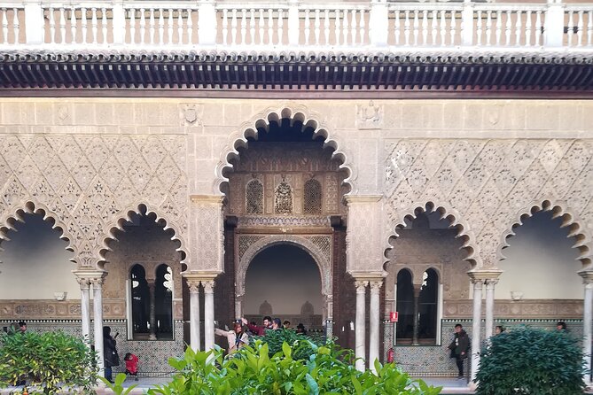 Small Group Tour of the Royal Alcazar of Seville - Ending in the Gardens: How to Use Your Remaining Time Wisely