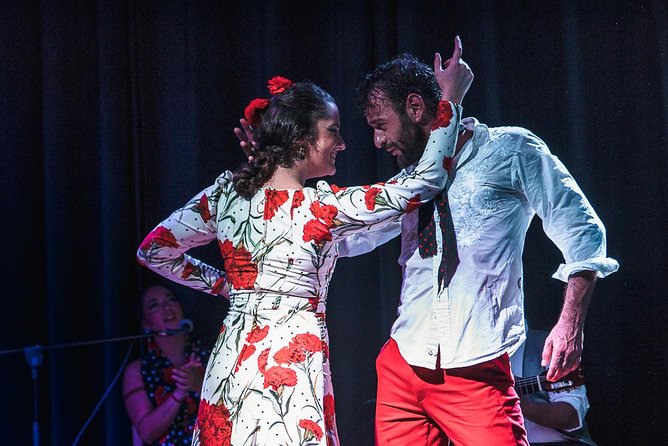 Tablao Flamenco Orillas de Triana Ticket - The Performers: Big-Company Credentials, Live Energy