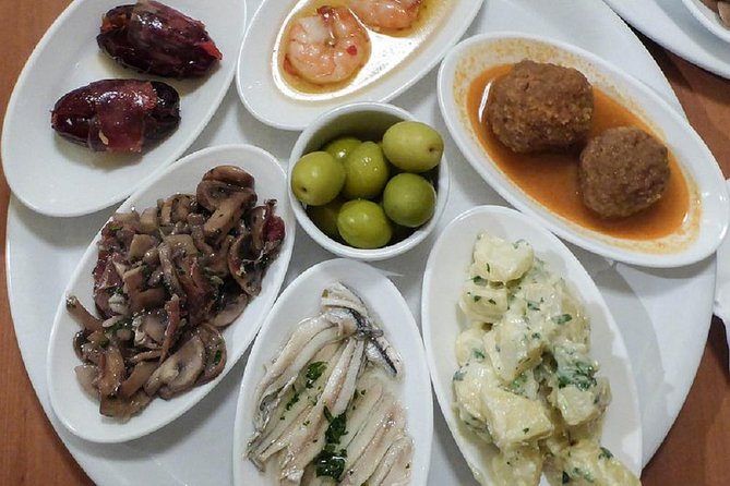 Tapas and Flamenco in Seville - Included Flamenco, 4 Tapas, and 3 Drinks: The Value Case for $94.91