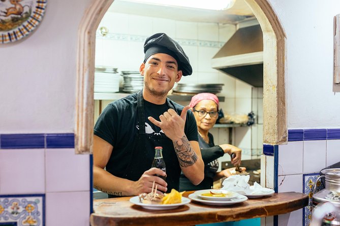 The Award-Winning Private Food Tour of Seville: 6 or 10 Tastings - Castillo de San Jorge: Culture Break Without Killing the Momentum