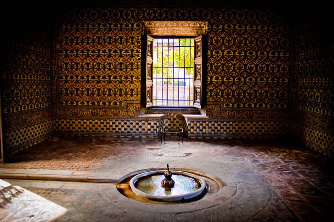 The Best of Seville in One Day — Yes, It’s Possible! - Parque de María Luisa: Photos, a Reset, and a Cooler Pace