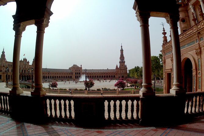 The must see in Seville - Getting Your Bearings in Seville From Plaza Nueva